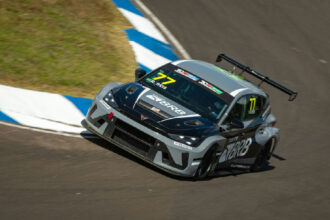 Raphael Reis domina etapa de Concordia e conquista vitória no TCR South America