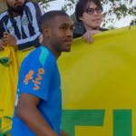 Rayan marca presença em treino da Seleção Brasileira na Austrália e envia mensagem ao Vasco
