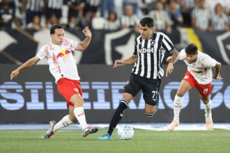 Red Bull Bragantino supera Botafogo no primeiro tempo em confronto decisivo