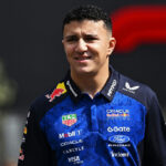 Red Bull confirma Isack Hadjar no grid da Fórmula 1 para a temporada 2027