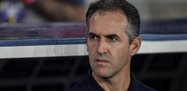 Remo oficializa desligamento de Léo Condé após sequência negativa no Brasileirão