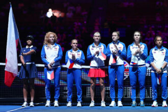 República Tcheca mantém cautela após avançar às semifinais da Billie Jean King Cup