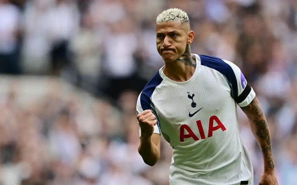 Richarlison aceita proposta do Vasco mas enfrenta resistência do Tottenham