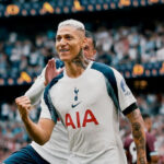 Richarlison avalia estratégia jurídica de Renan Lodi para possível retorno ao Vasco