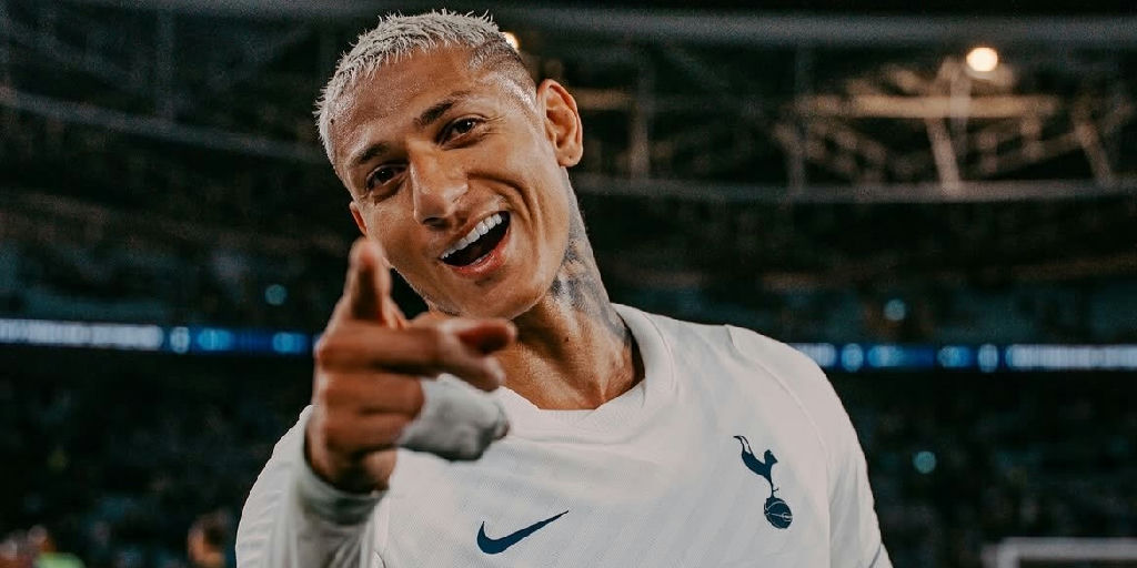 Richarlison reafirma intenção de rescindir com Tottenham e atuar pelo Vasco