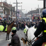 Rivalidade histórica entre Millwall e West Ham reacende tensões em Londres