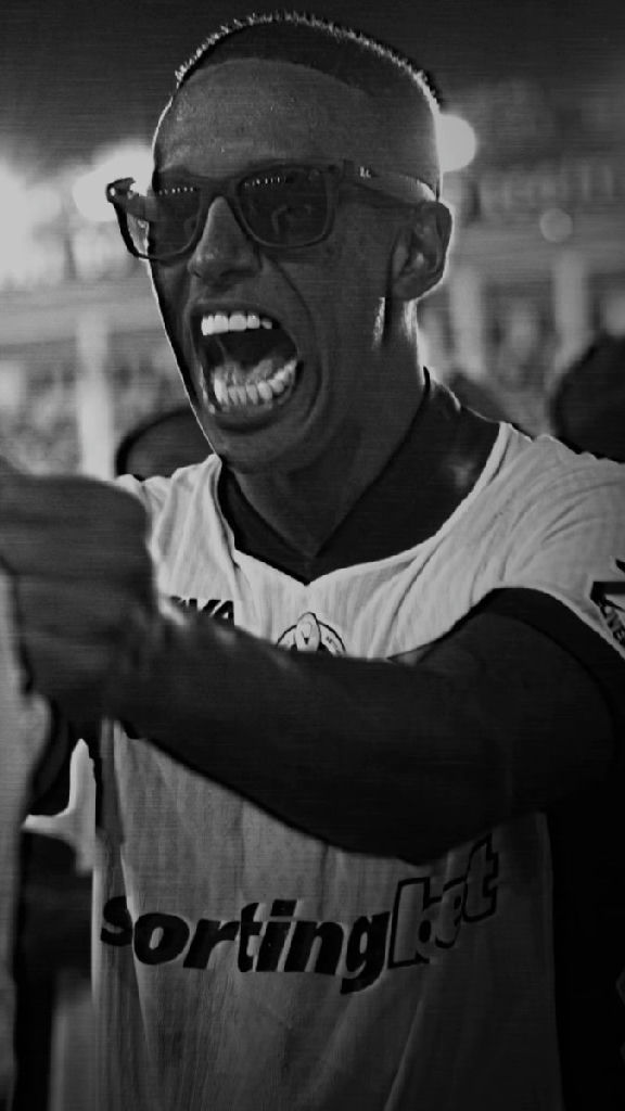 Robert Renan estrela nova série de vídeos "POV" do Vasco para engajar torcida