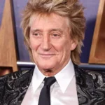 Rod Stewart oficializa encerramento de sua trajetória nos palcos com turnê final