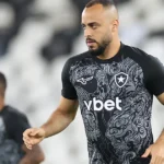 Rodrigo Bellão aposta na recuperação de Arthur Cabral no Botafogo