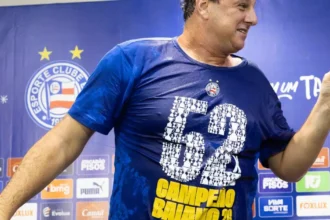 Rogério Ceni atinge 200 jogos pelo Bahia e consolida longevidade no futebol