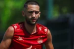 Salário de Ziyech no Botafogo gera divergências entre jornalistas