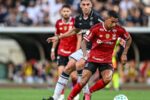 Samuel Lino celebra triunfo do Flamengo e liderança provisória no Brasileirão