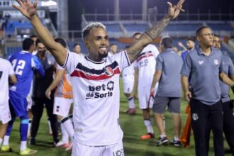 Santa Cruz busca acesso na Série C enquanto disputa no Grupo B se intensifica