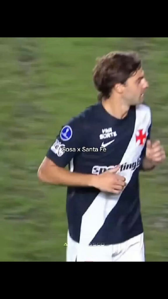 Santiago Sosa demonstra qualidade técnica em confronto contra o Santa Fe