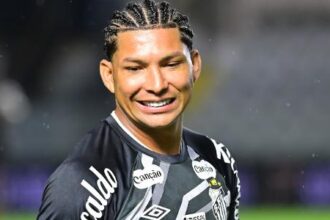Santos define time titular para duelo decisivo contra o Atlético-mg na Sul-americana