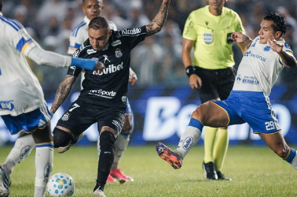 Santos supera Cruzeiro em confronto decisivo pelo campeonato brasileiro