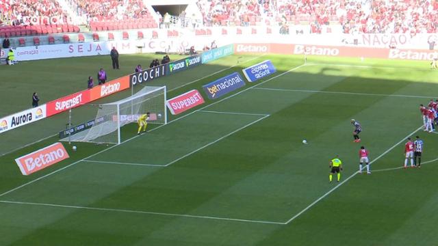 Santos supera Internacional em duelo movimentado pelo Brasileirão