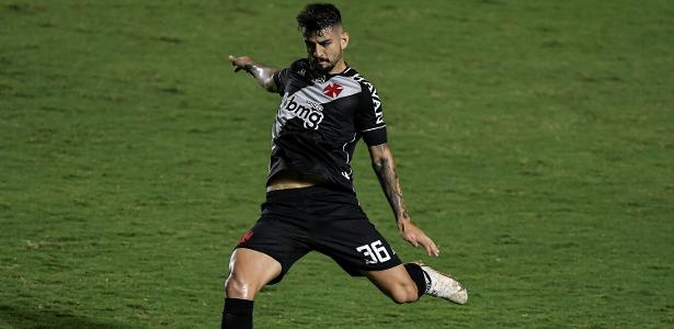 São Paulo avalia contratação de Ricardo Graça após lesão de Domingos Duarte