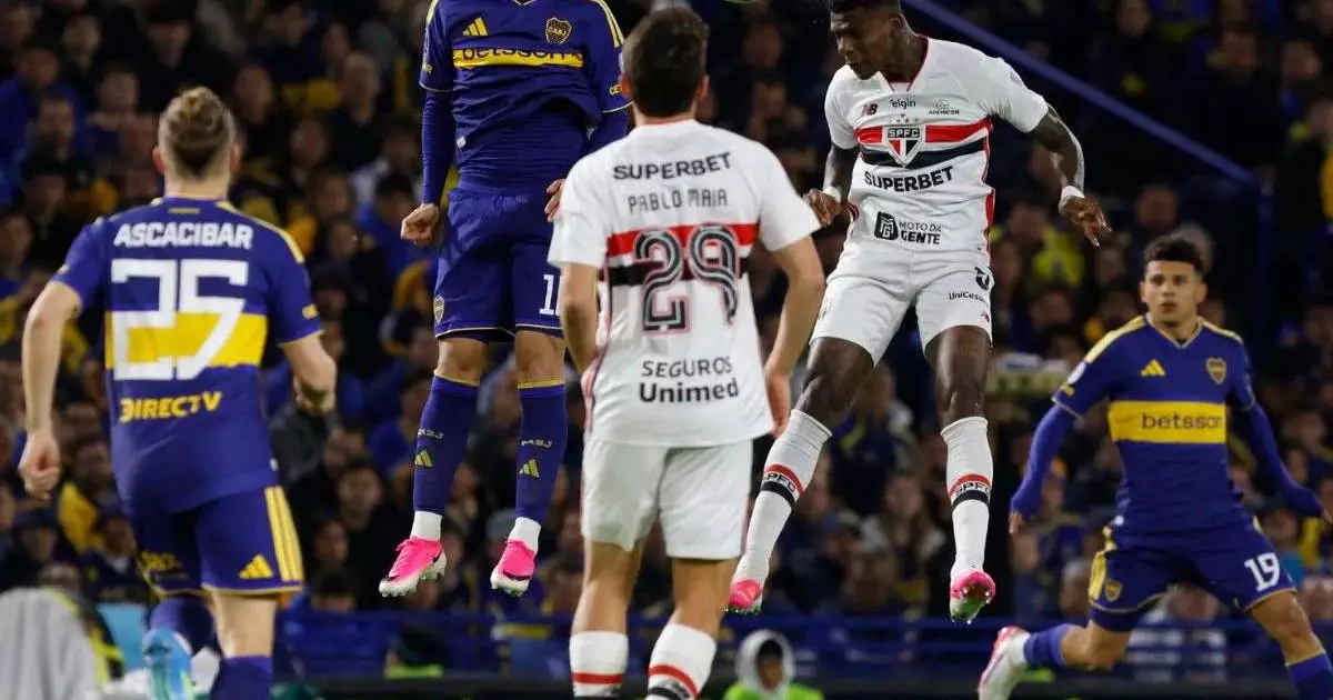 São Paulo cai para o Boca Juniors e agora precisa de vitória por dois gols para avançar