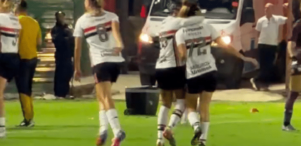 São Paulo reverte placar e conquista vitória crucial contra Flamengo na semifinal feminina