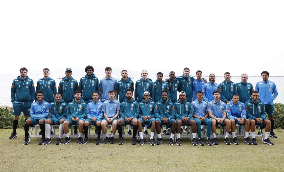 Seleção brasileira define numeração para amistosos com Raphinha vestindo a camisa 10