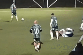 Soco em assistente de arbitragem resulta em banimento perpétuo de jogador na Argentina