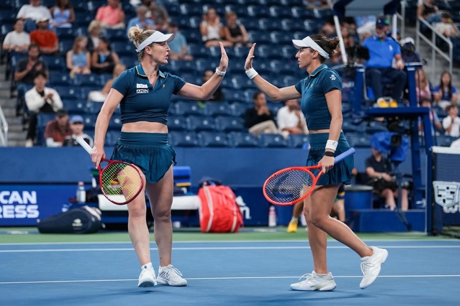 Stefani e Dabrowski sofrem virada dramática na semifinal do US Open