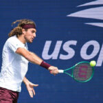 Stefanos Tsitsipas analisa impacto do backhand de uma mão no tênis moderno