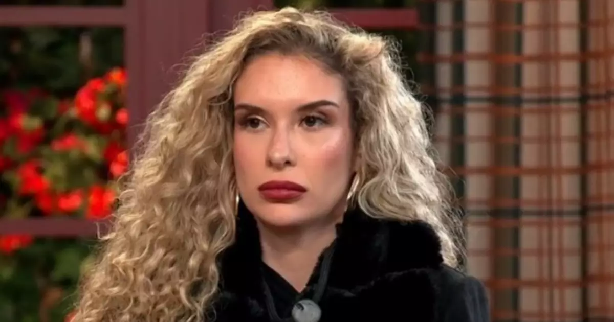 Stephanie é a primeira a sair de a Fazenda 18 e concede imunidade e veto a peões