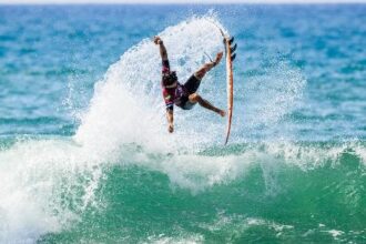 Surfe: queda de Leonardo Fioravanti impulsiona Brazilian Storm no Mundial