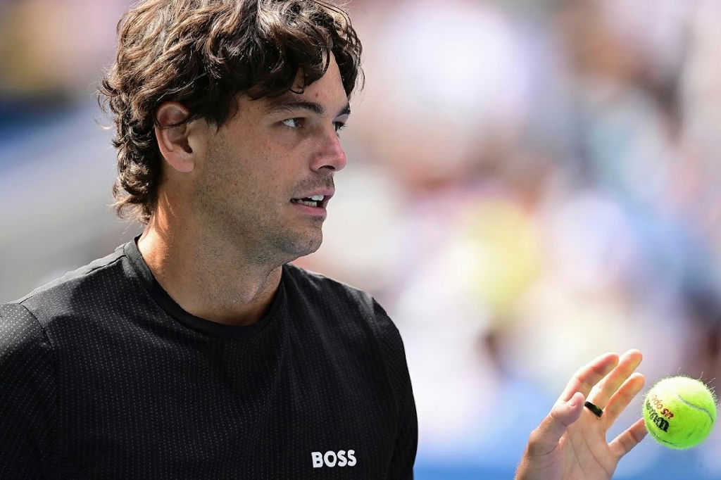 Taylor Fritz critica inconsistência das bolas de tênis no circuito profissional