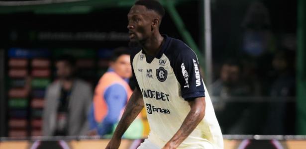 Tchamba faz história e se torna o primeiro atleta do Remo convocado para uma seleção principal