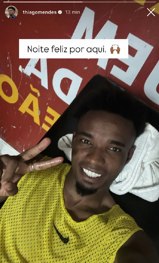 Thiago Mendes celebra vitória em publicação nas redes sociais