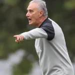 Tite aproveita data Fifa para implementar ajustes táticos no elenco do Botafogo