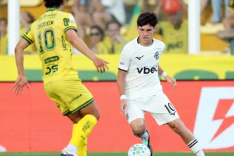 Tite detalha substituições no Botafogo e justifica aposta antecipada em Ziyech