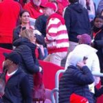 Torcida do Internacional protesta e abandona Beira-rio após goleada parcial do Santos