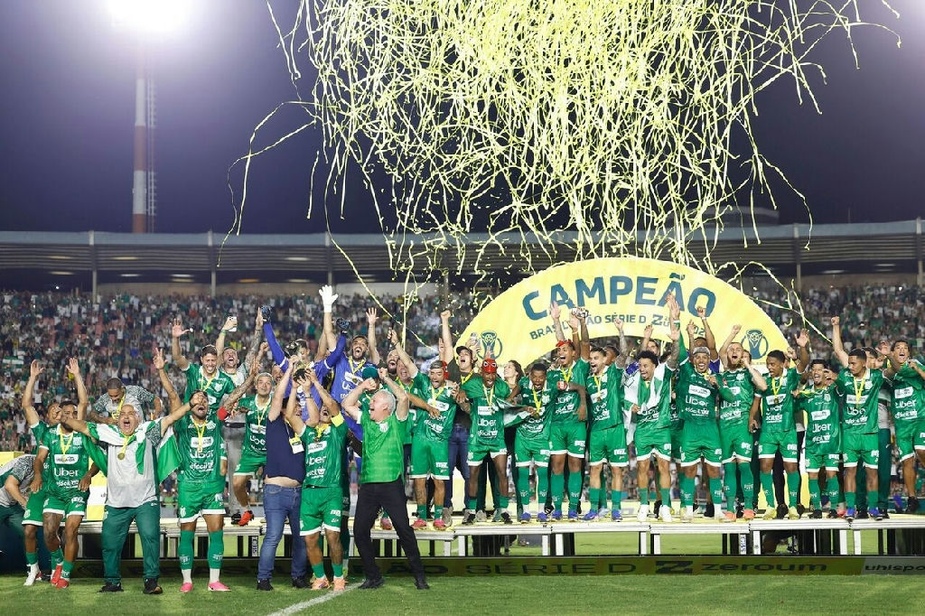 Uberlândia conquista título inédito da Série D após empate com o ASA