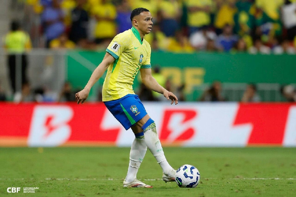 Vanderson é convocado para a Seleção Brasileira após corte de Wesley