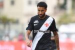 Vasco avalia futuro de nove jogadores com contratos próximos do fim