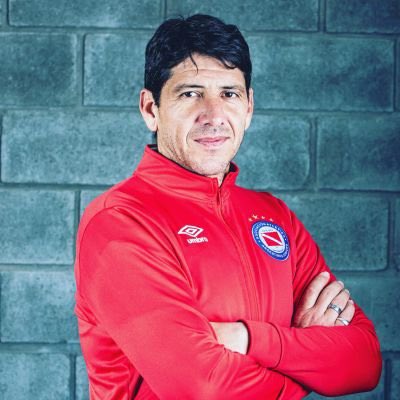 Vasco avança em negociações por Alan Lescano e Gabriel Pereira