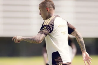 Vasco busca contratação de Everton Cebolinha após recusa do atacante ao Botafogo