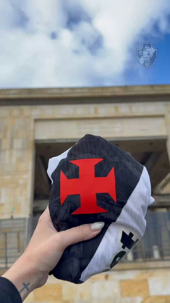 Vasco da Gama marca presença em Bogotá para compromisso internacional