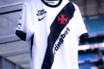 Vasco define uniforme para confronto decisivo contra o Grêmio em Porto Alegre