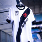 Vasco define uniforme para confronto decisivo contra o Grêmio em Porto Alegre