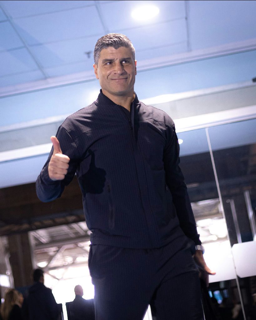 Vasco desembarca em Porto Alegre para confronto decisivo contra o Grêmio