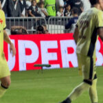 Vasco destaca comemoração de Vegetti em registro oficial