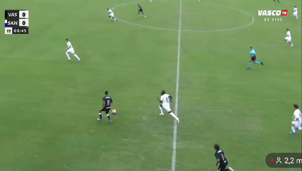 Vasco domina o Santos e vai ao intervalo vencendo pelo Brasileiro Sub-17