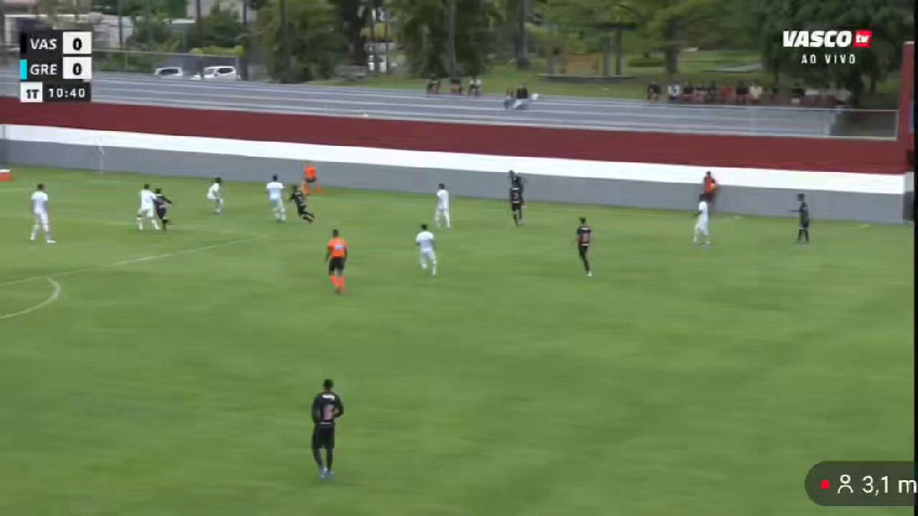 Vasco domina primeira etapa contra o Grêmio no sub-17