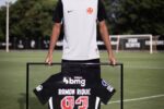 Vasco encaminha renovação de contrato com o jovem Ramon Rique até 2030
