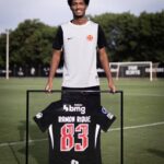 Vasco encaminha renovação de contrato com o jovem Ramon Rique até 2030